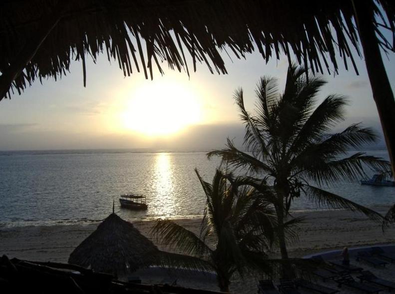 Coral Key Beach Resort Malindi Exterior foto